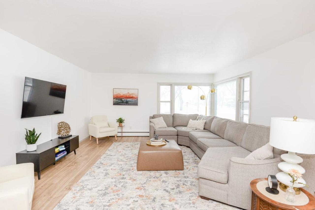New Remodeled Townhome In Central 파고 외부 사진