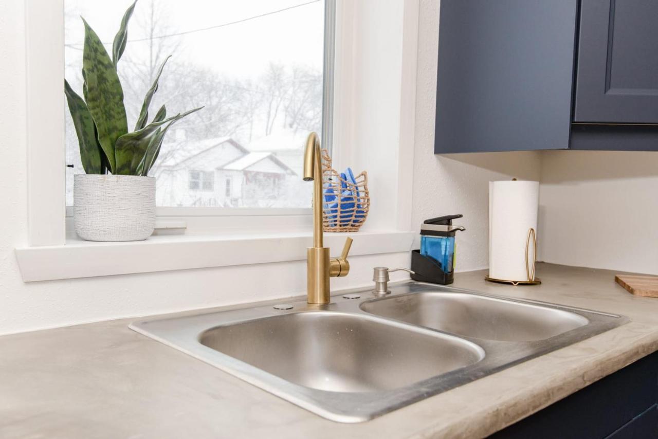 New Remodeled Townhome In Central 파고 외부 사진