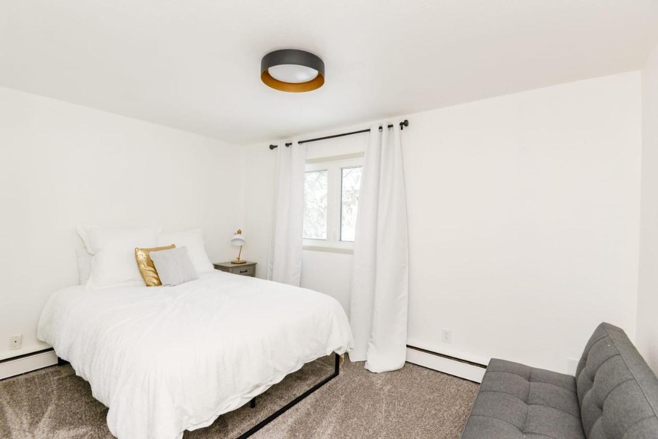 New Remodeled Townhome In Central 파고 외부 사진