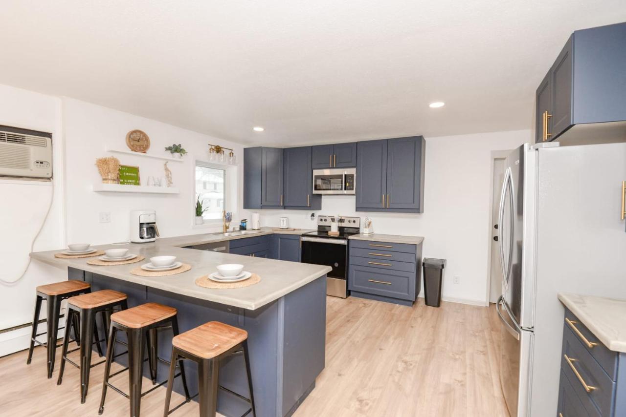 New Remodeled Townhome In Central 파고 외부 사진